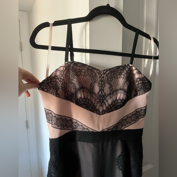 Ted Baker | Hanya Strapless Black Blush Lace Gown | Size US 6 - Picture 5 of 13